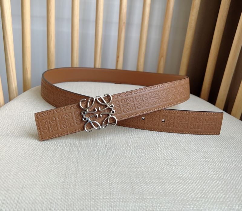 L0ew* belts